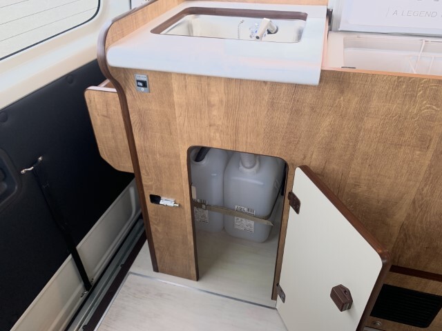 キャンピングカーバンコン