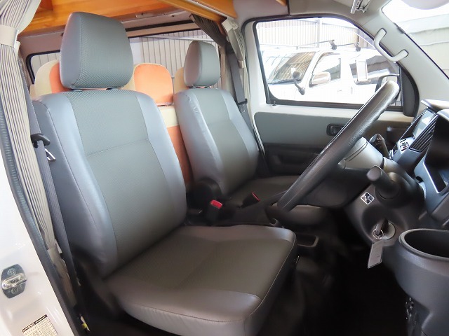 キャンピングカーバンコン