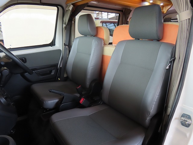 キャンピングカーバンコン