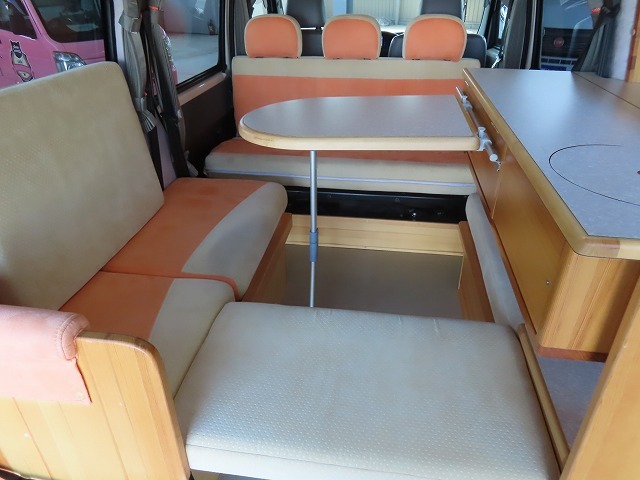 キャンピングカーバンコン