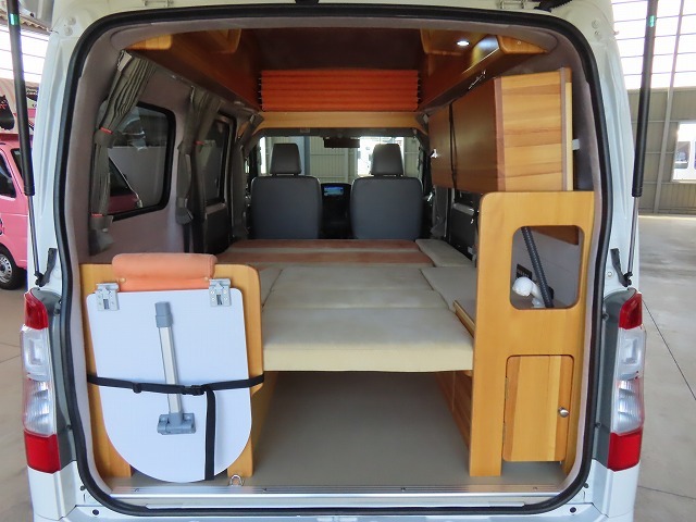 キャンピングカーバンコン