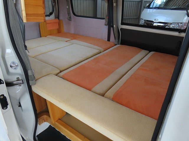 キャンピングカーバンコン