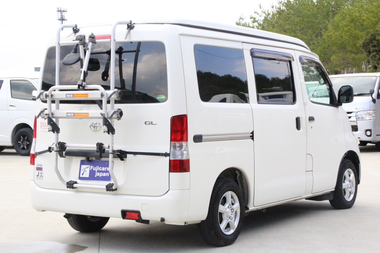 キャンピングカーバンコン