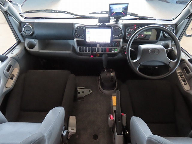 キャンピングカーキャブコン