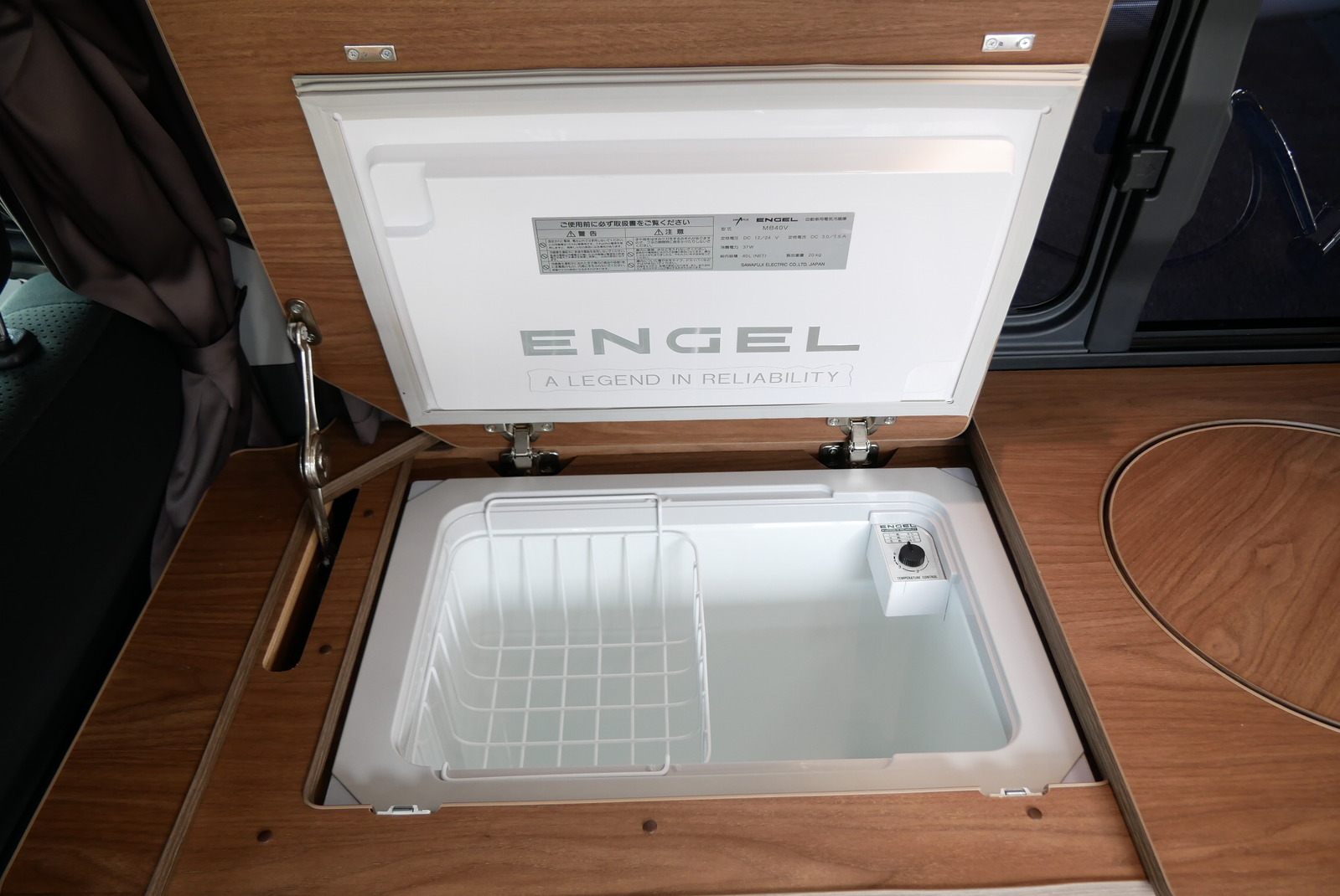 キャンピングカーバンコン