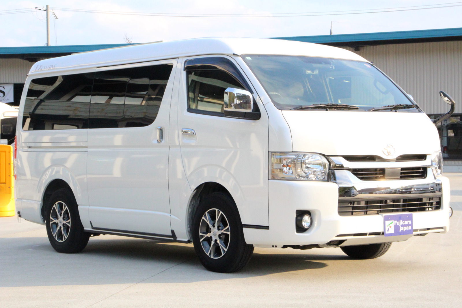 キャンピングカーバンコン