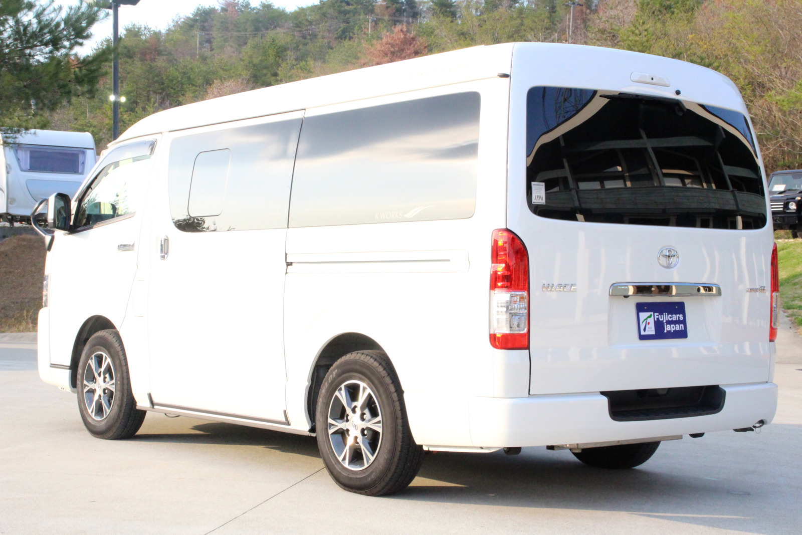 キャンピングカーバンコン