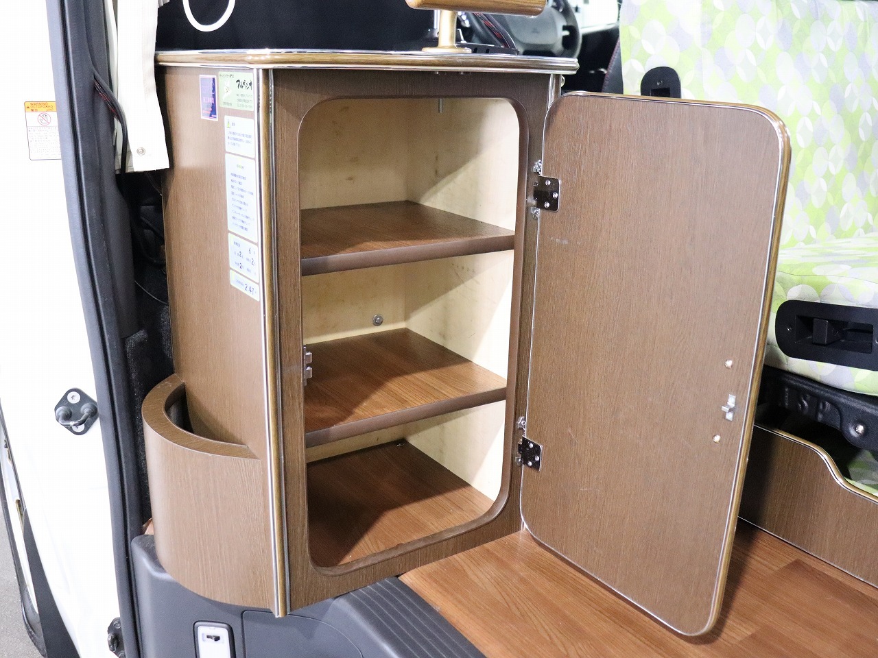 キャンピングカーバンコン