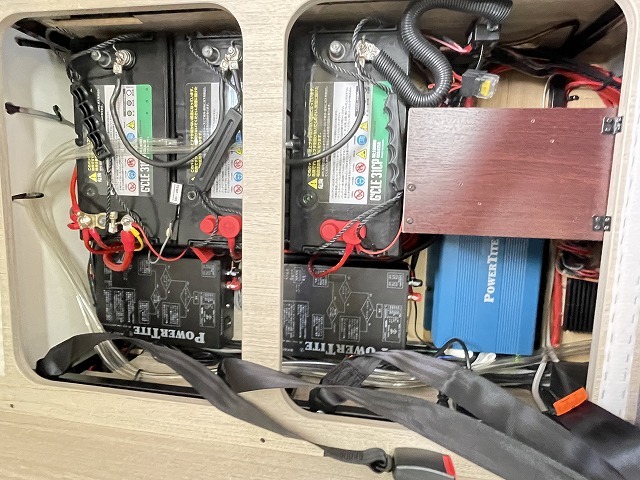 キャンピングカーキャブコン