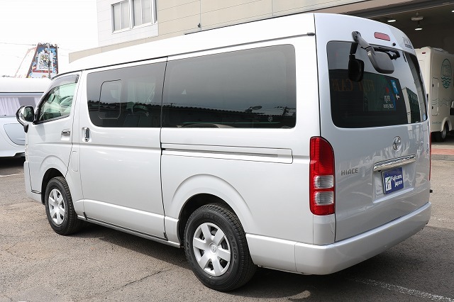 キャンピングカーバンコン