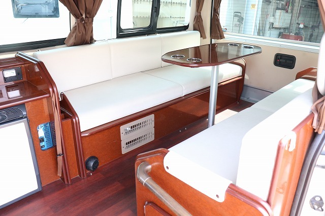 キャンピングカーバンコン