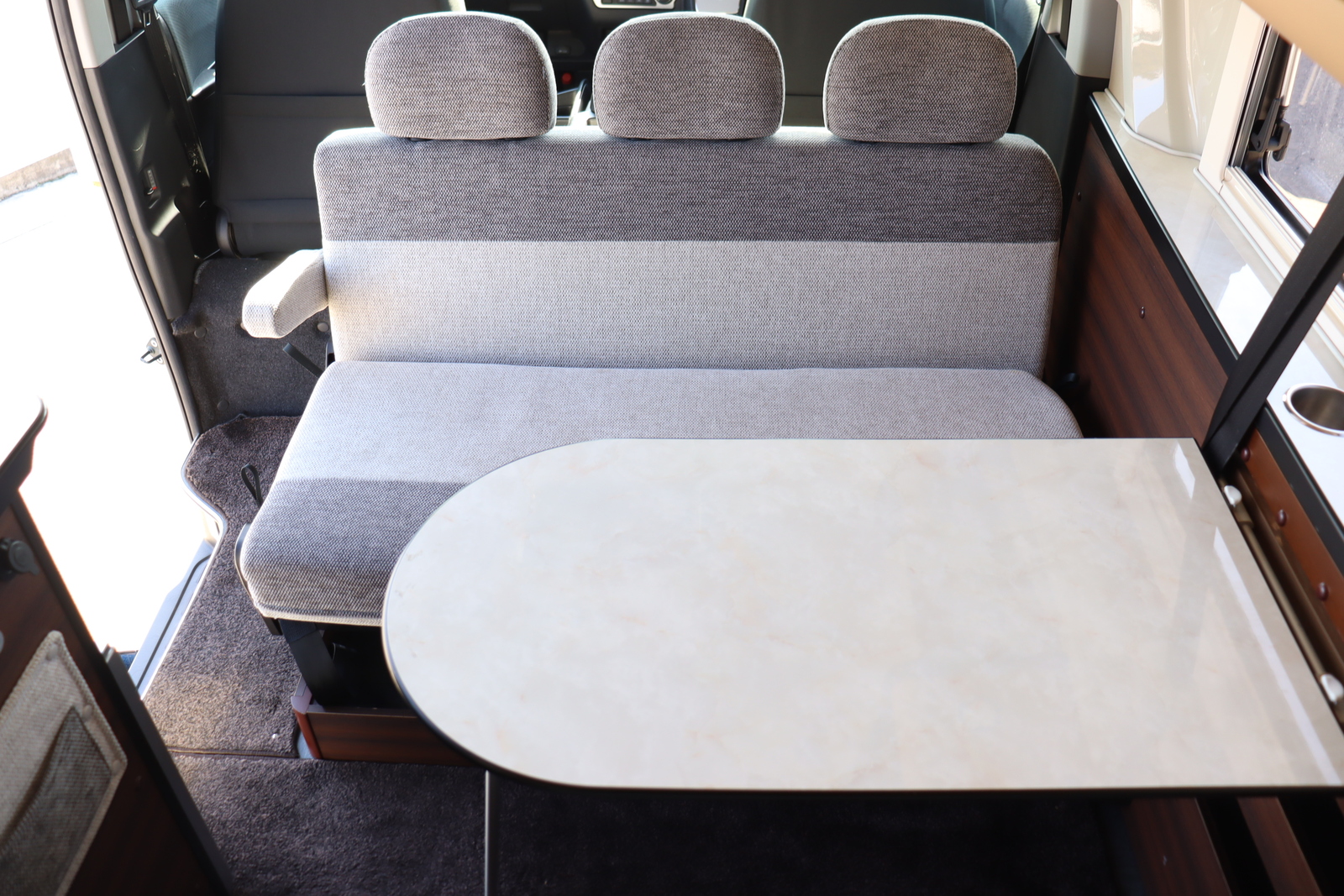 キャンピングカーバンコン