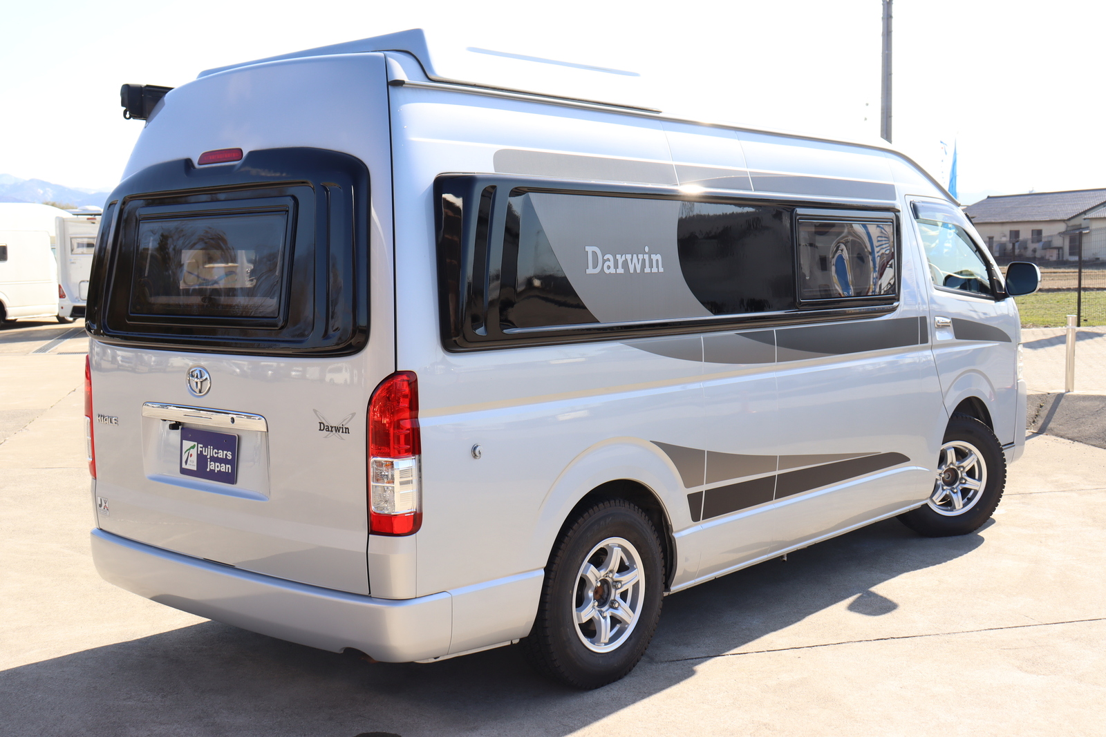 キャンピングカーバンコン