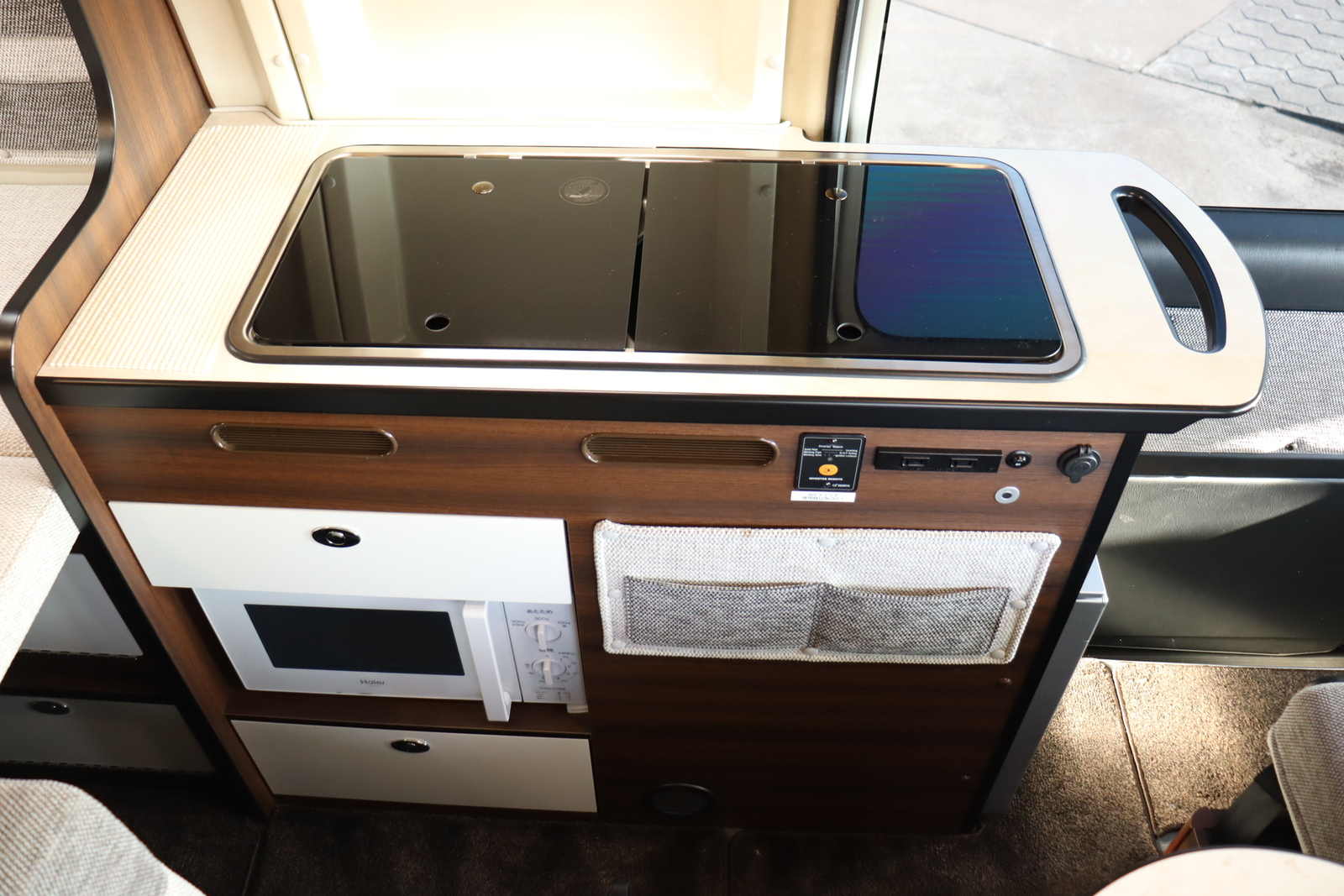 キャンピングカーバンコン