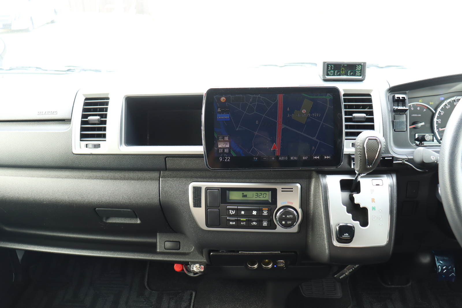 キャンピングカーバンコン