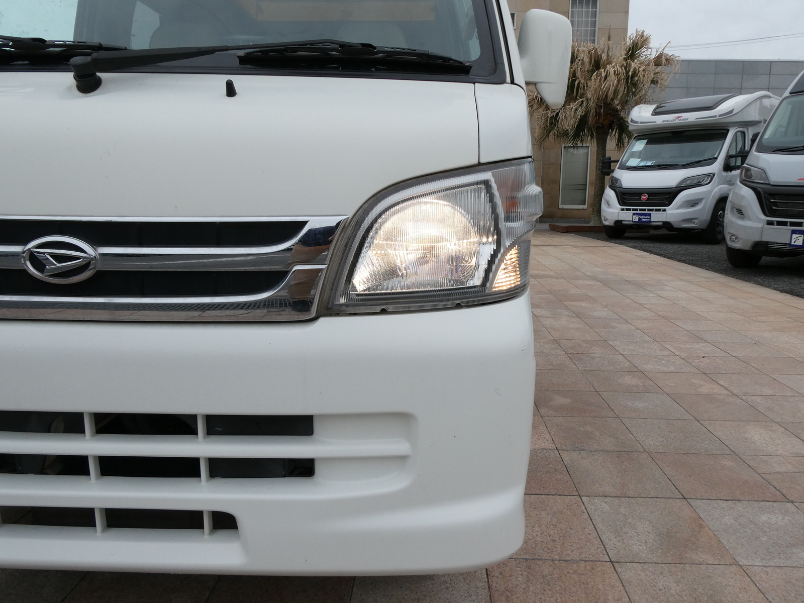 キャンピングカー軽キャンパー