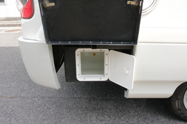 キャンピングカーキャブコン