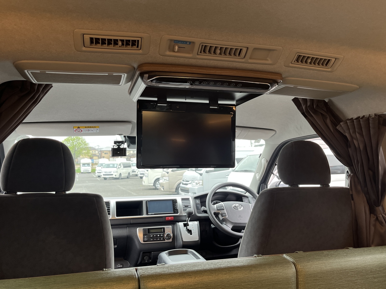 キャンピングカーバンコン