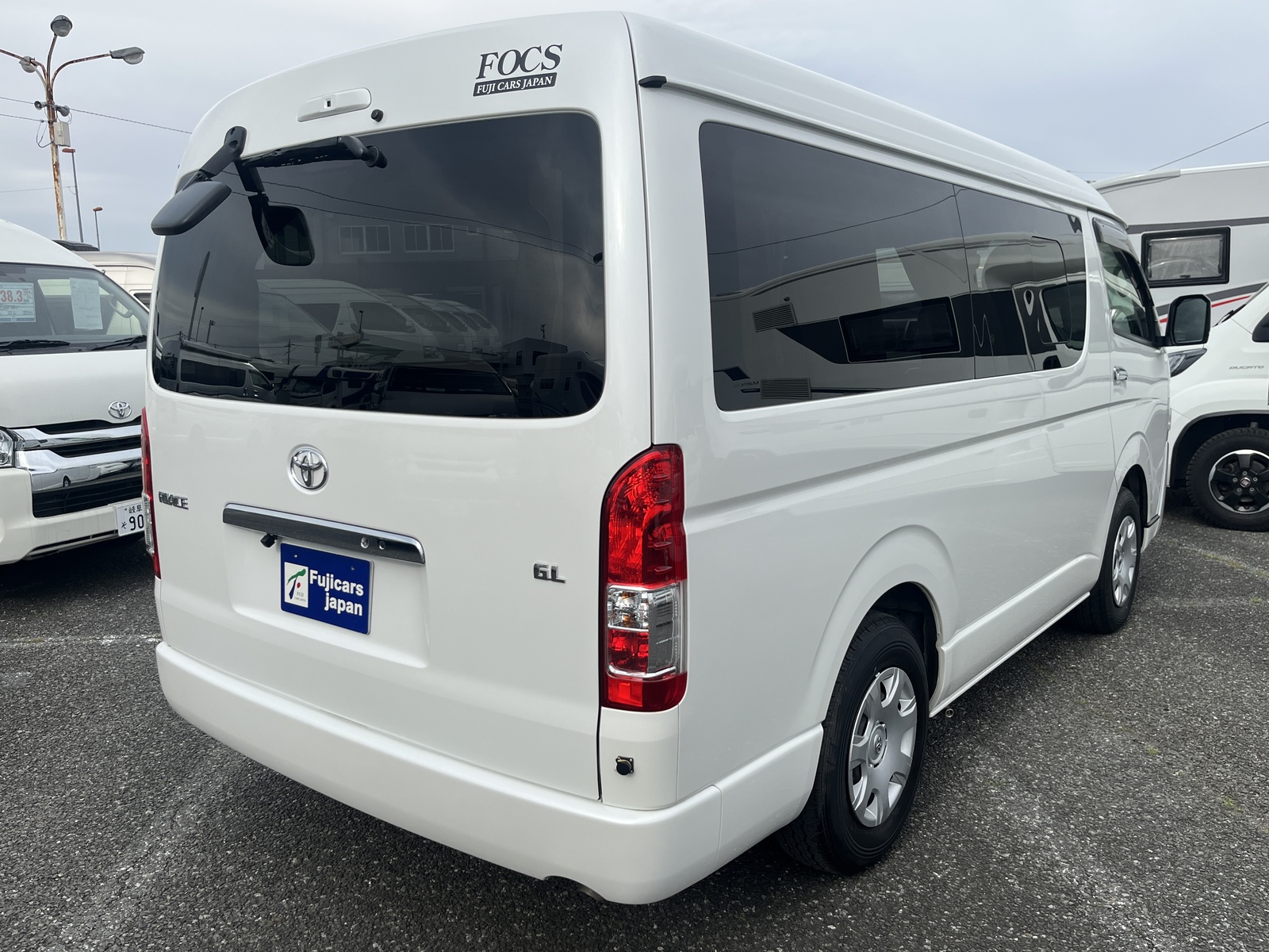 キャンピングカーバンコン