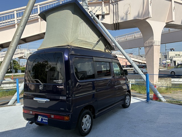 キャンピングカー軽キャンパー