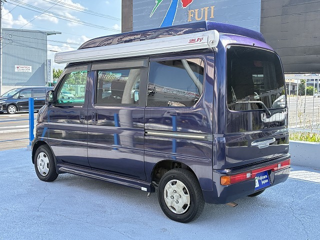 キャンピングカー軽キャンパー