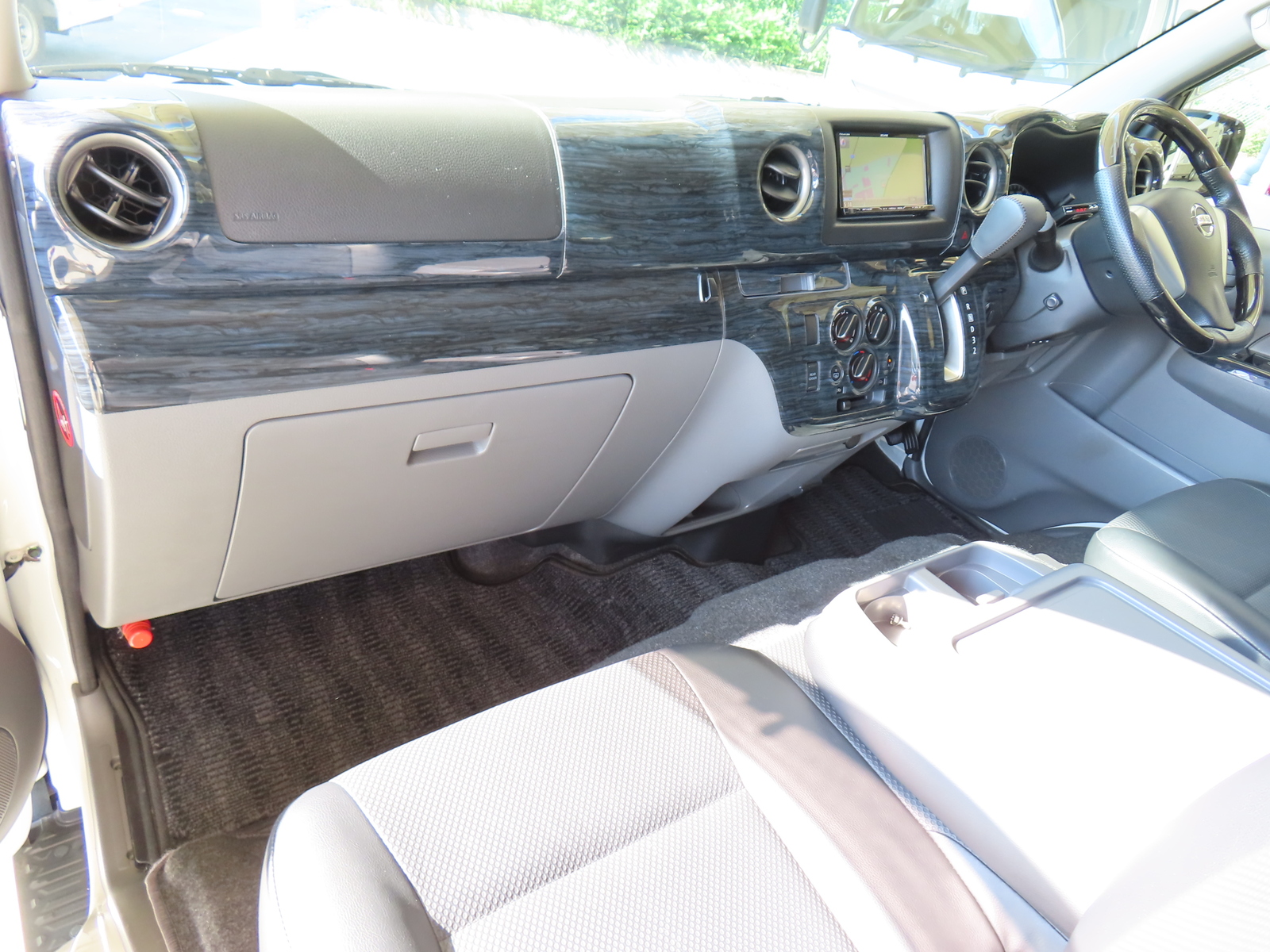 日産NV350キャラバン