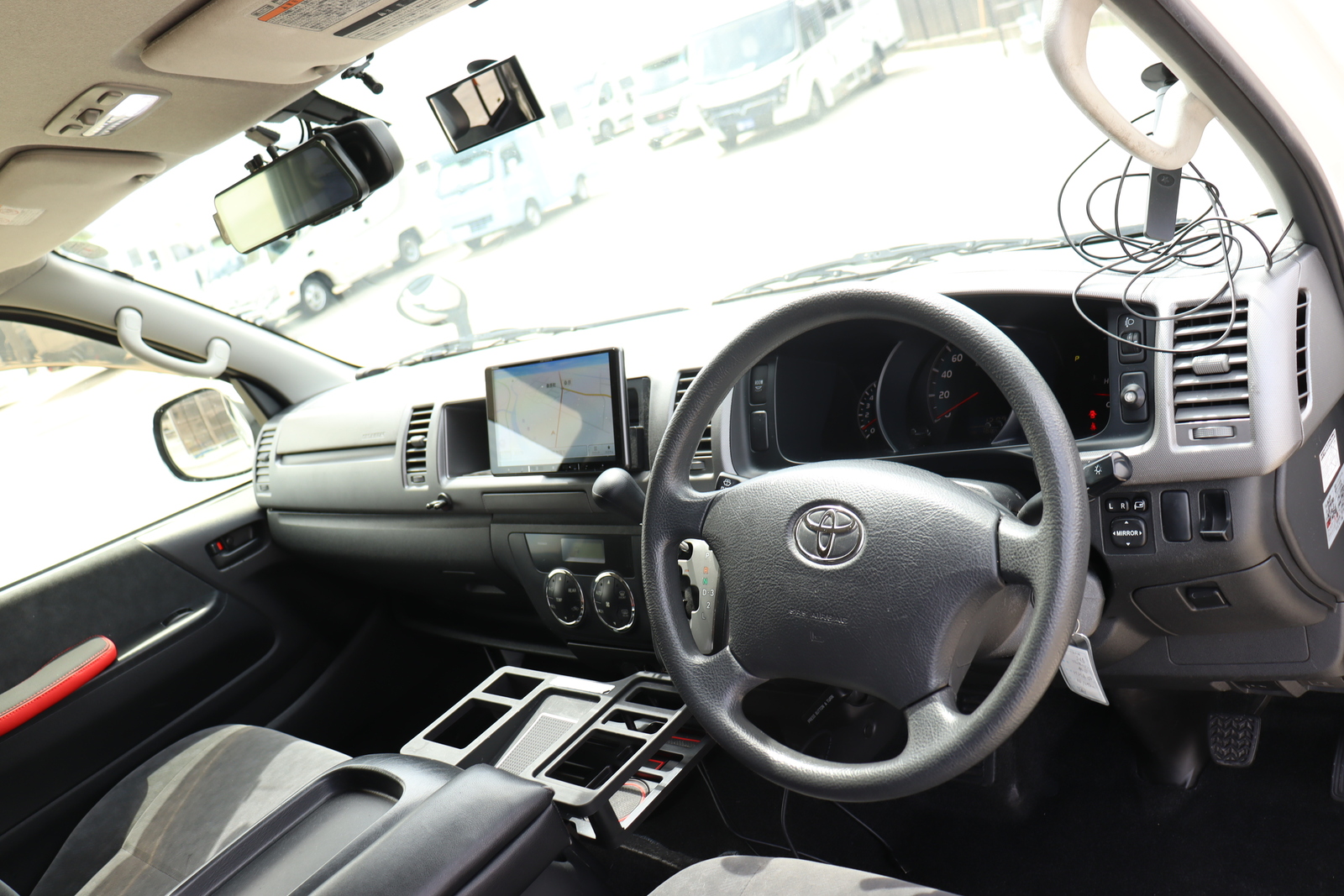 キャンピングカーバンコン