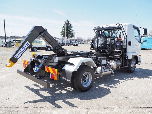 三菱ファイター