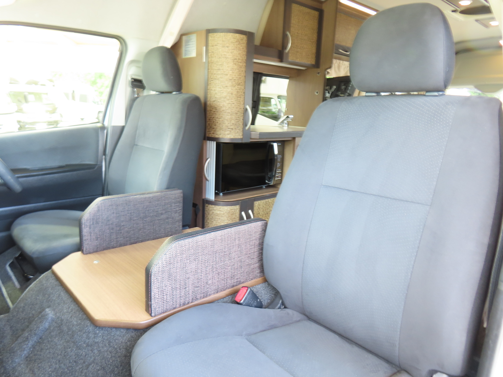 キャンピングカーバンコン