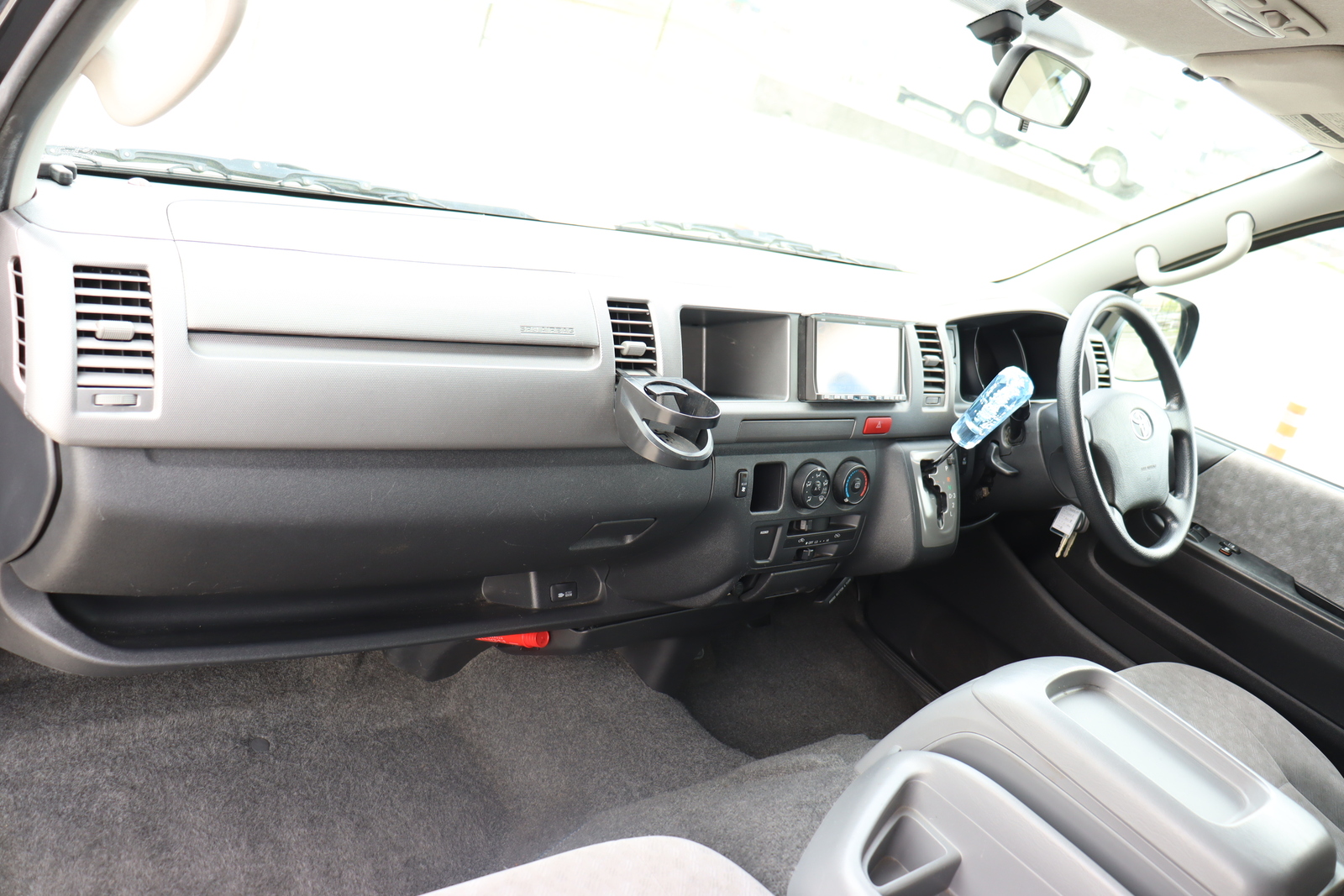 キャンピングカーバンコン