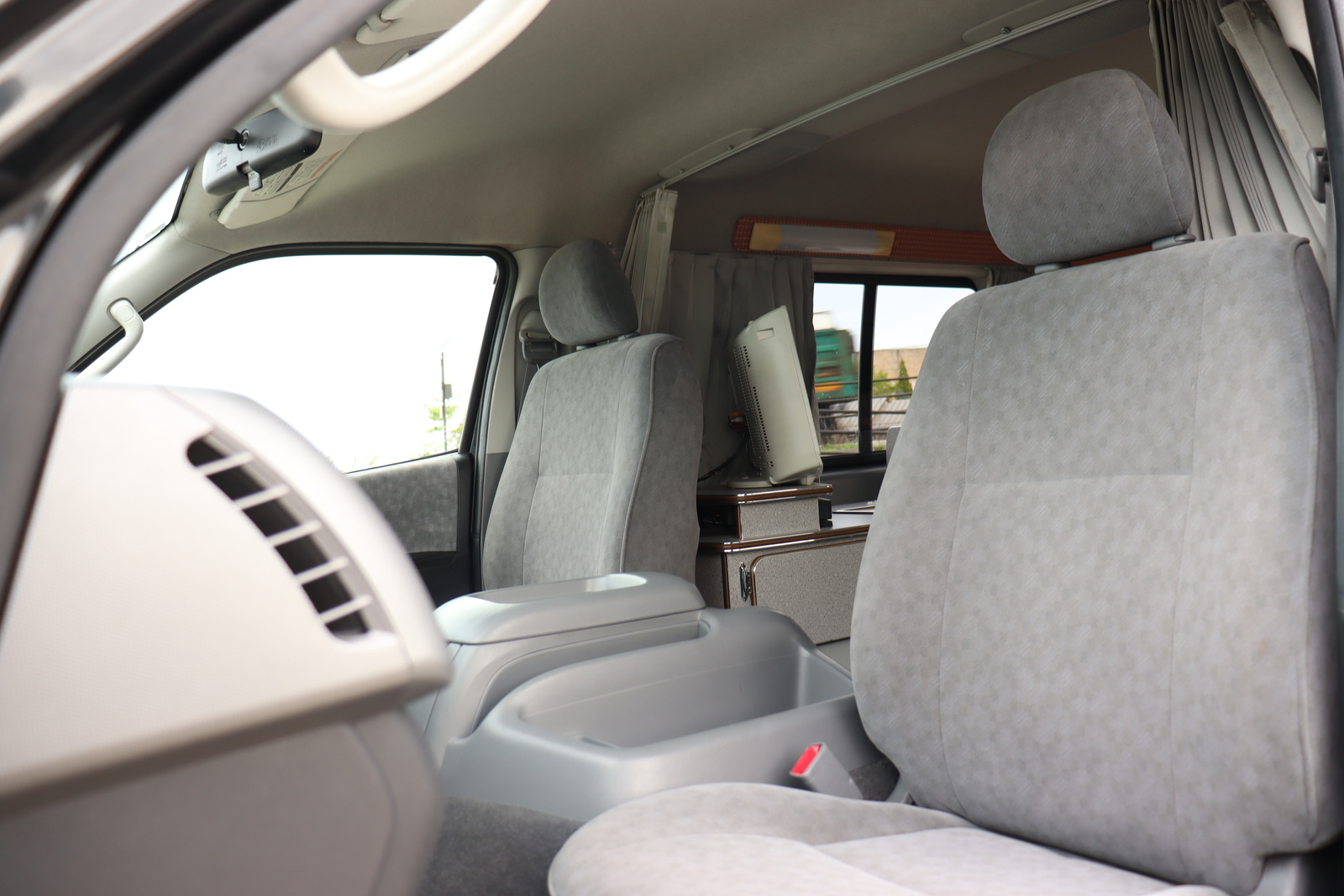 キャンピングカーバンコン