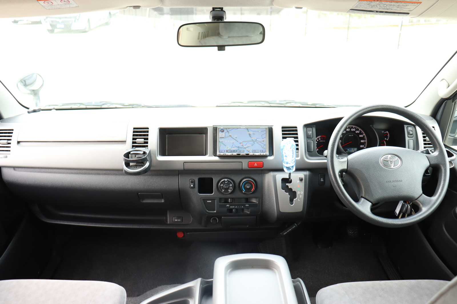 キャンピングカーバンコン