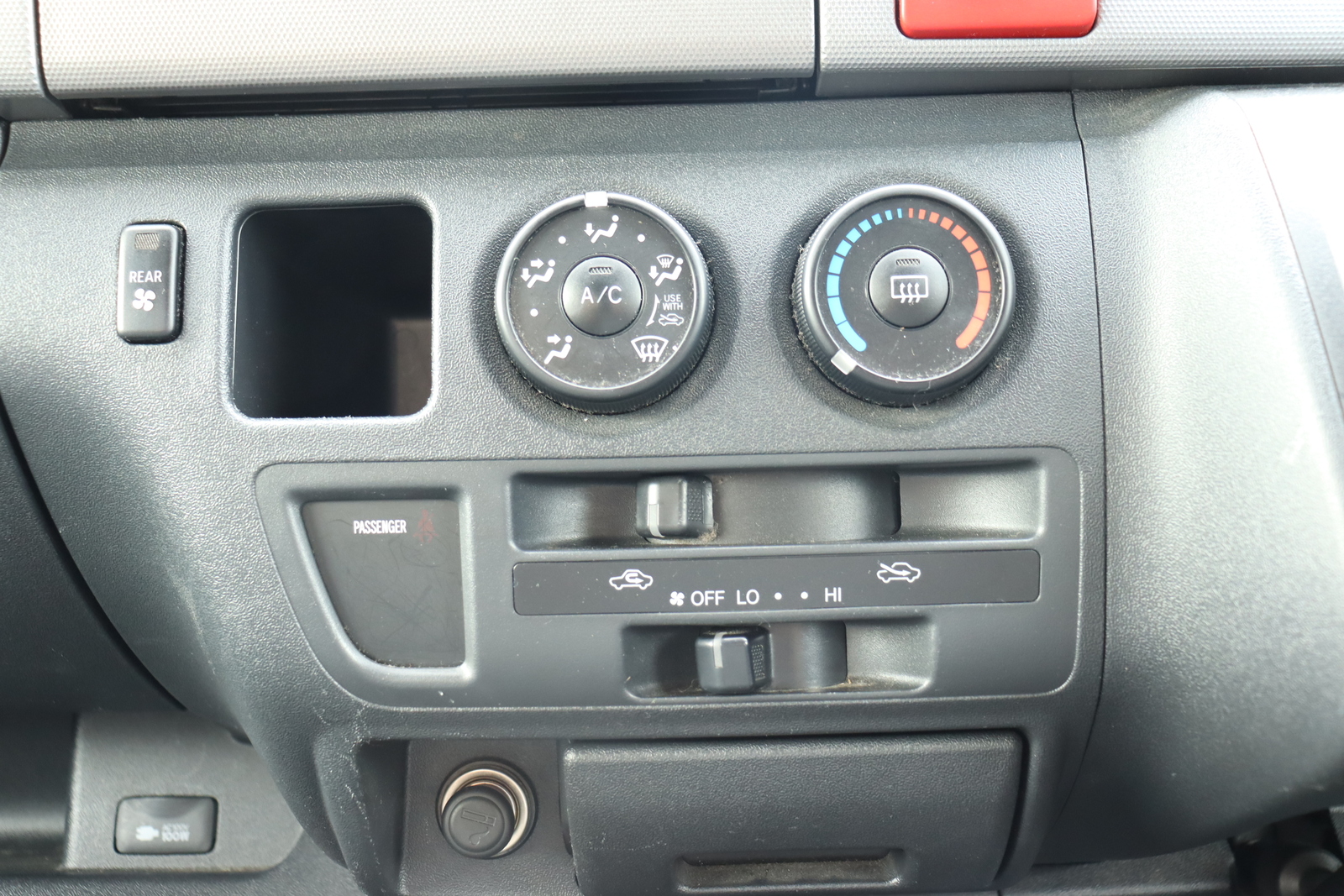 キャンピングカーバンコン