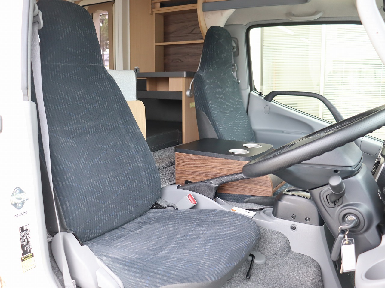 キャンピングカーキャブコン