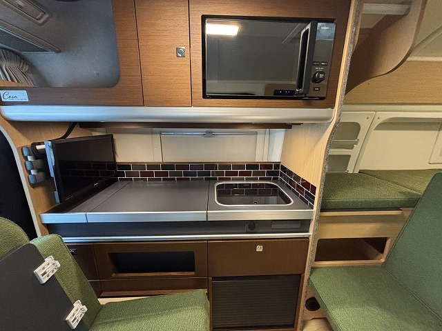 キャンピングカーバンコン