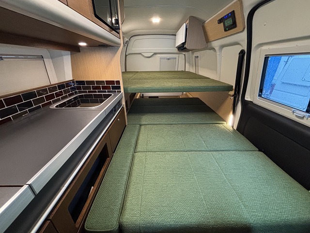 キャンピングカーバンコン