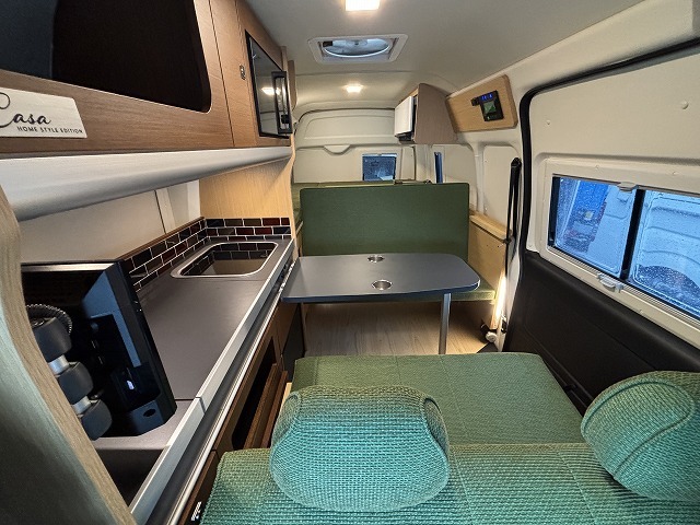 キャンピングカーバンコン