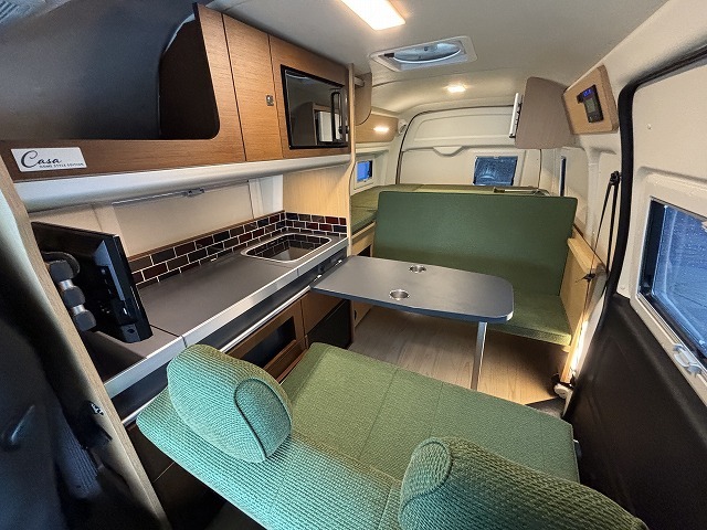 キャンピングカーバンコン