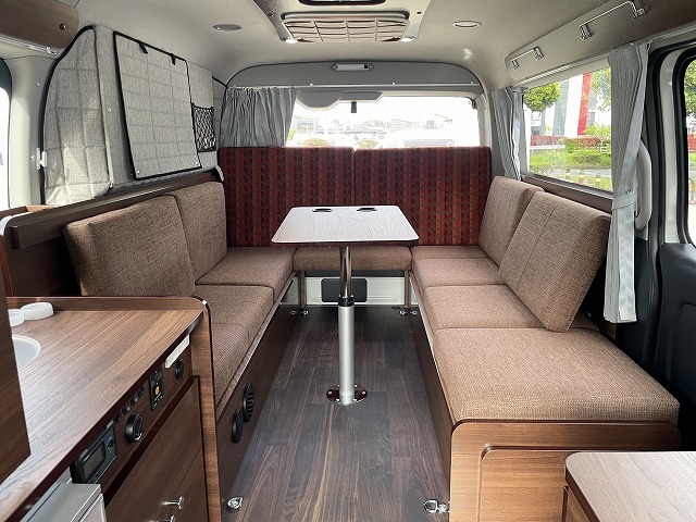 キャンピングカーバンコン