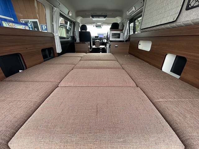 キャンピングカーバンコン