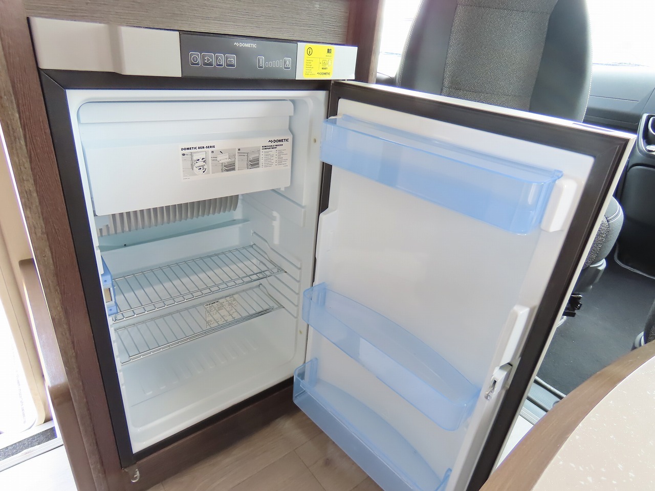 キャンピングカーキャブコン