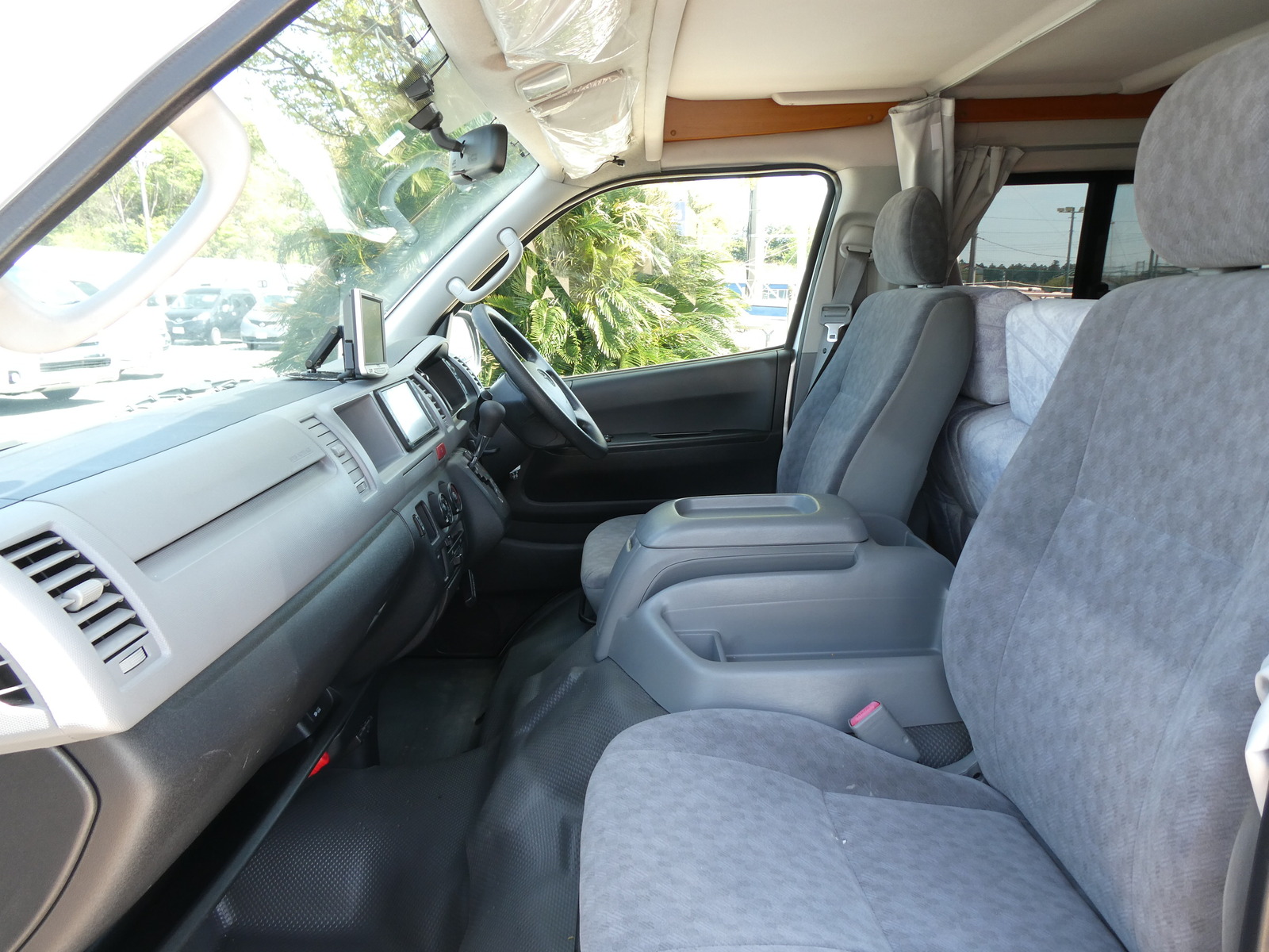 キャンピングカーバンコン