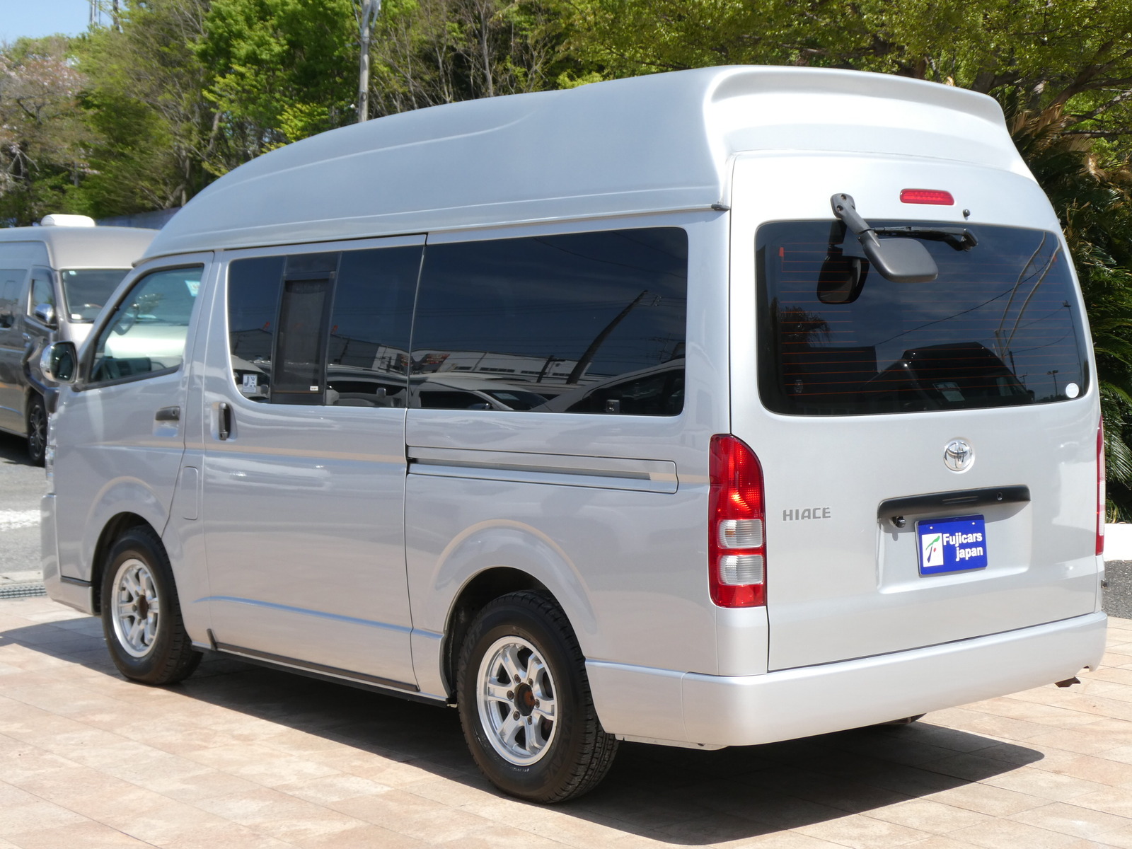 キャンピングカーバンコン