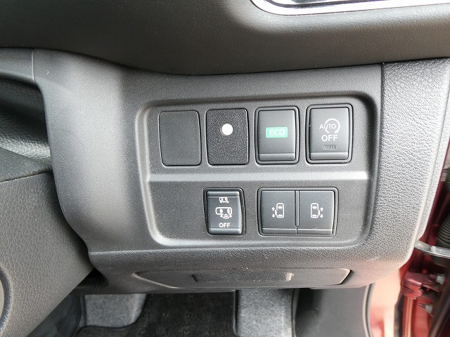 日産セレナ