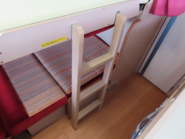 キャンピングカーキャブコン