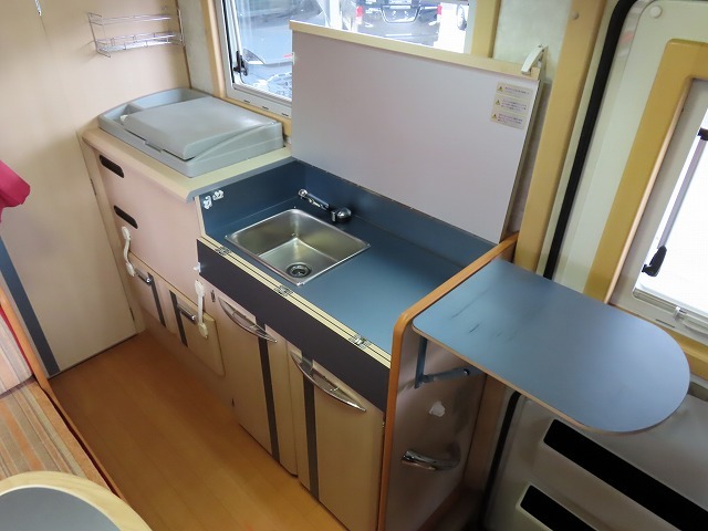 キャンピングカーキャブコン