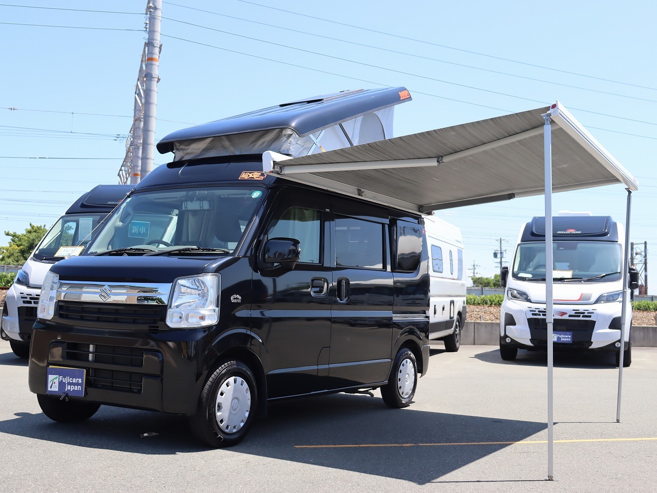 キャンピングカー軽キャンパー