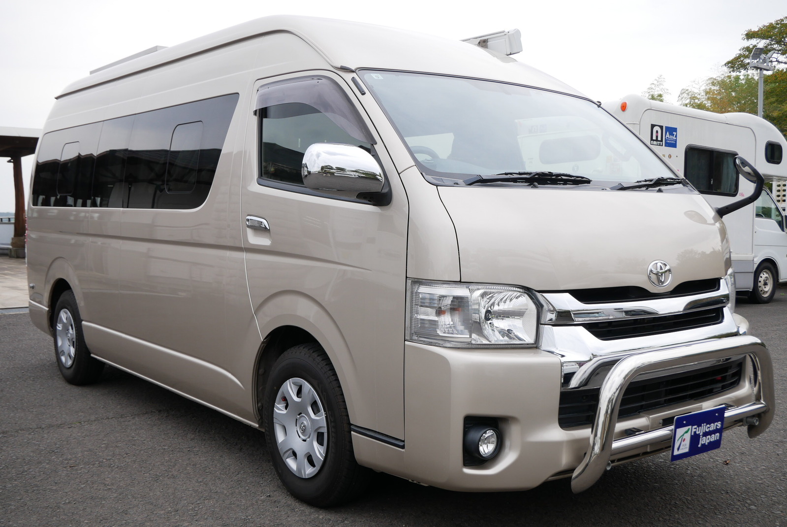 キャンピングカーバンコン