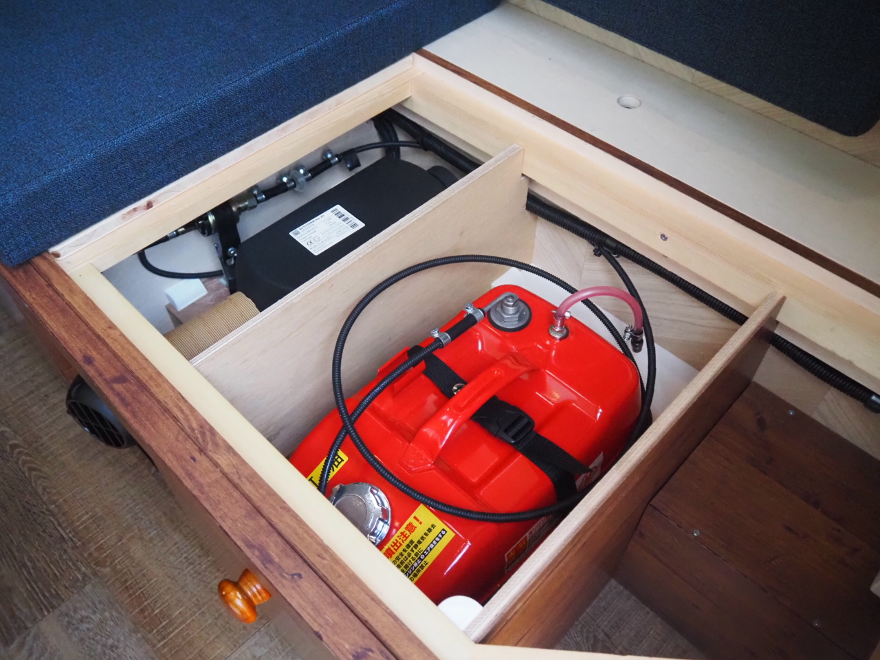 キャンピングカー軽キャンパー