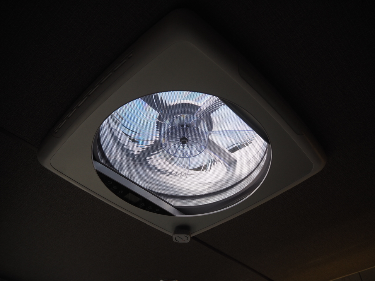 キャンピングカー軽キャンパー